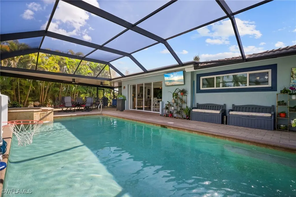 101 SE 41st Terrace Cape Coral FL 33904