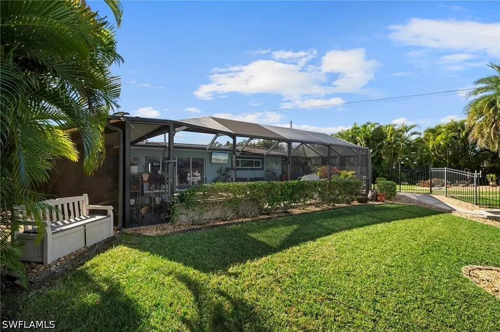 101 SE 41st Terrace Cape Coral FL 33904