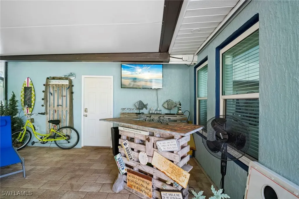 101 SE 41st Terrace Cape Coral FL 33904