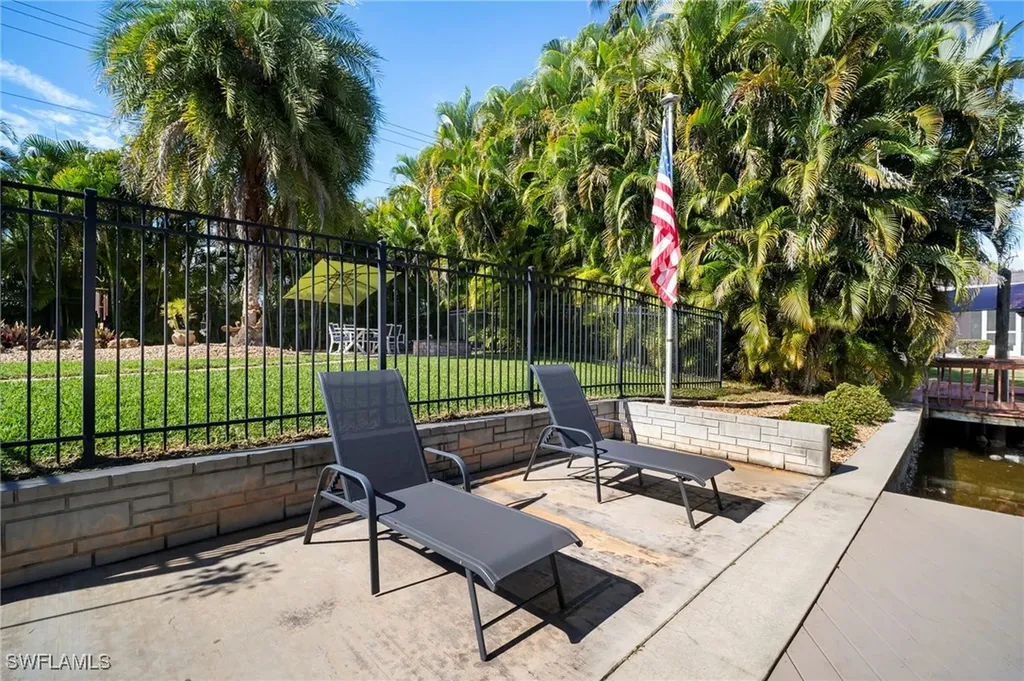 101 SE 41st Terrace Cape Coral FL 33904