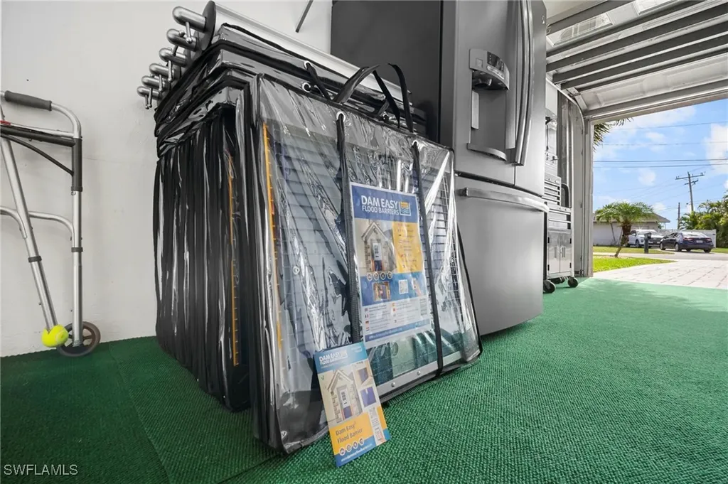 101 SE 41st Terrace Cape Coral FL 33904