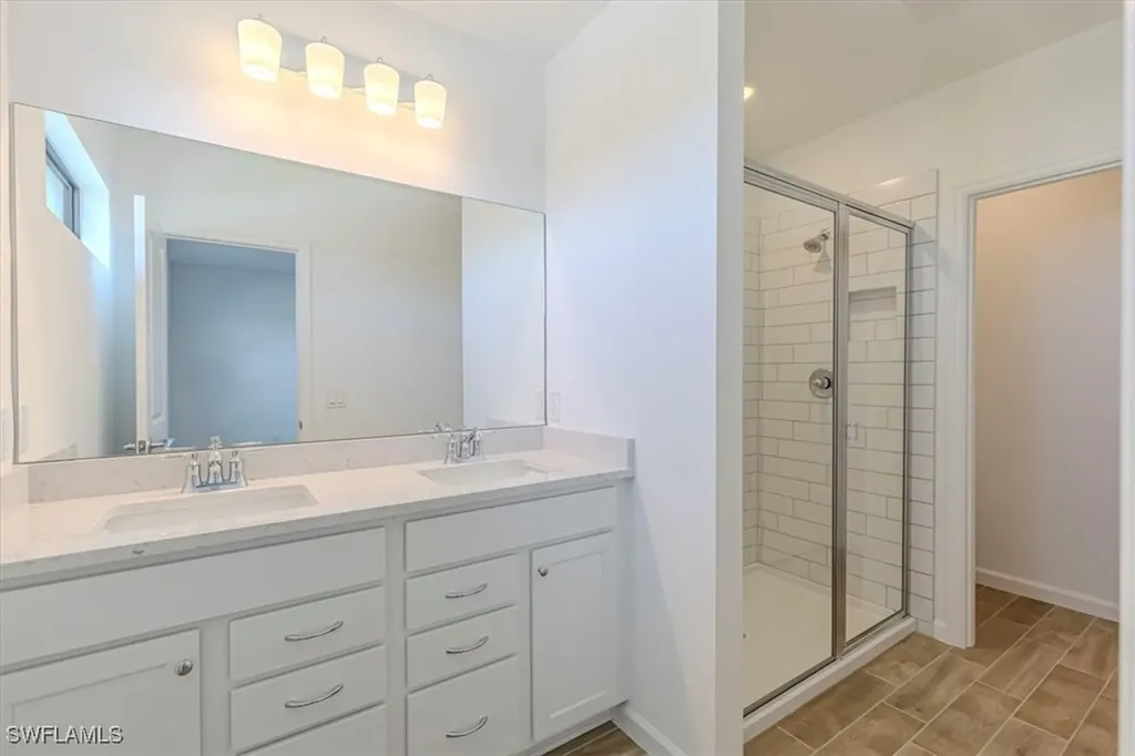 27842 Solis Grande Drive Bonita Springs FL 34135