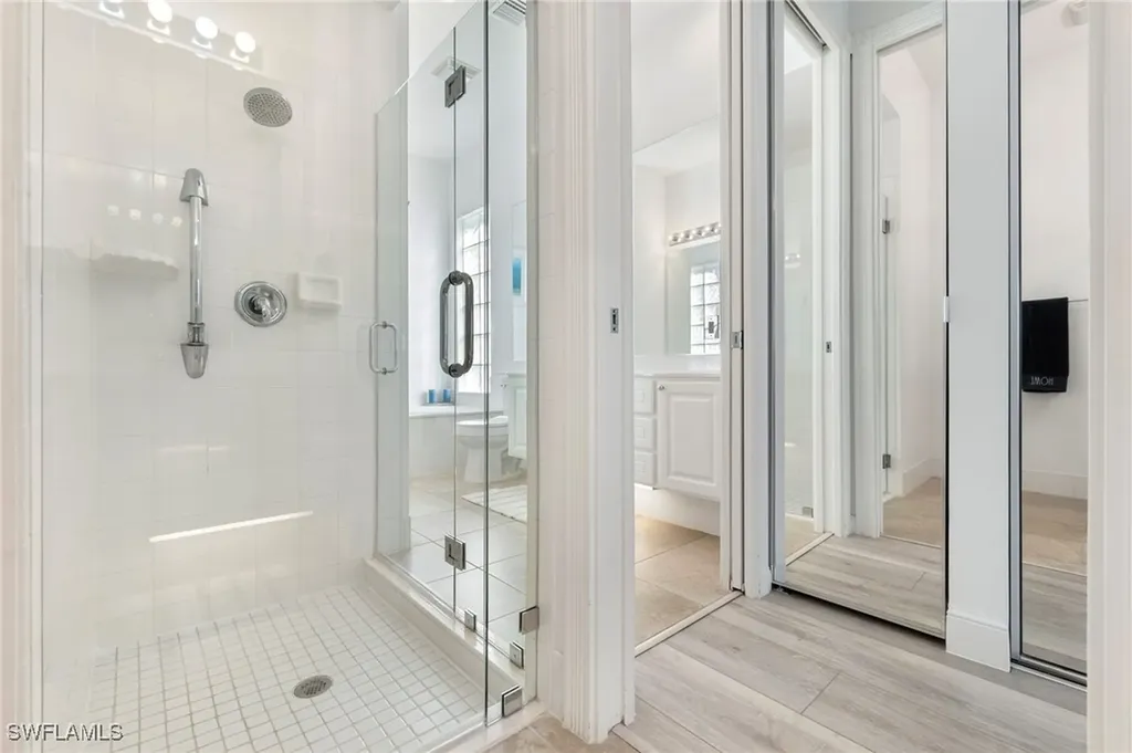 8040 Wilfredo Court Naples FL 34114