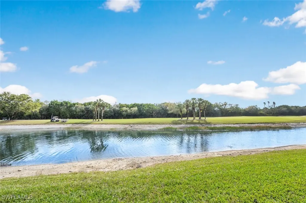 4650 Winged Foot Court Naples FL 34112