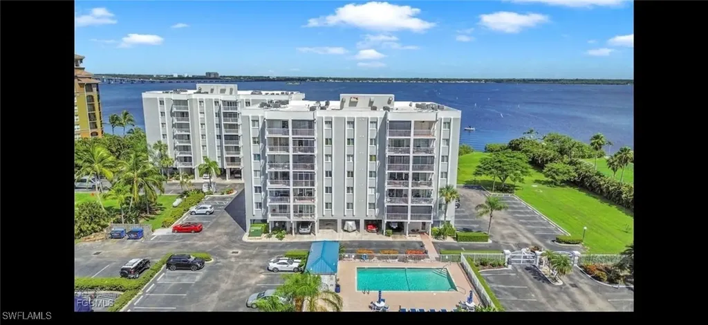 2875 Palm Beach Boulevard Fort Myers FL 33916