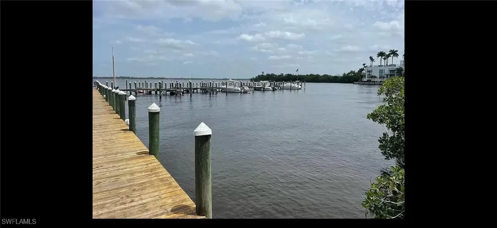 2875 Palm Beach Boulevard Fort Myers FL 33916