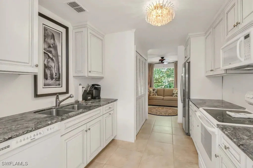 1290 Yesica Ann Circle Naples FL 34110
