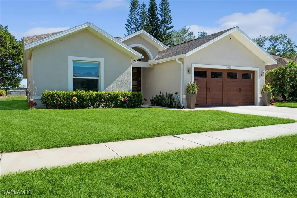 7087 Lone Oak Boulevard Naples FL 34109