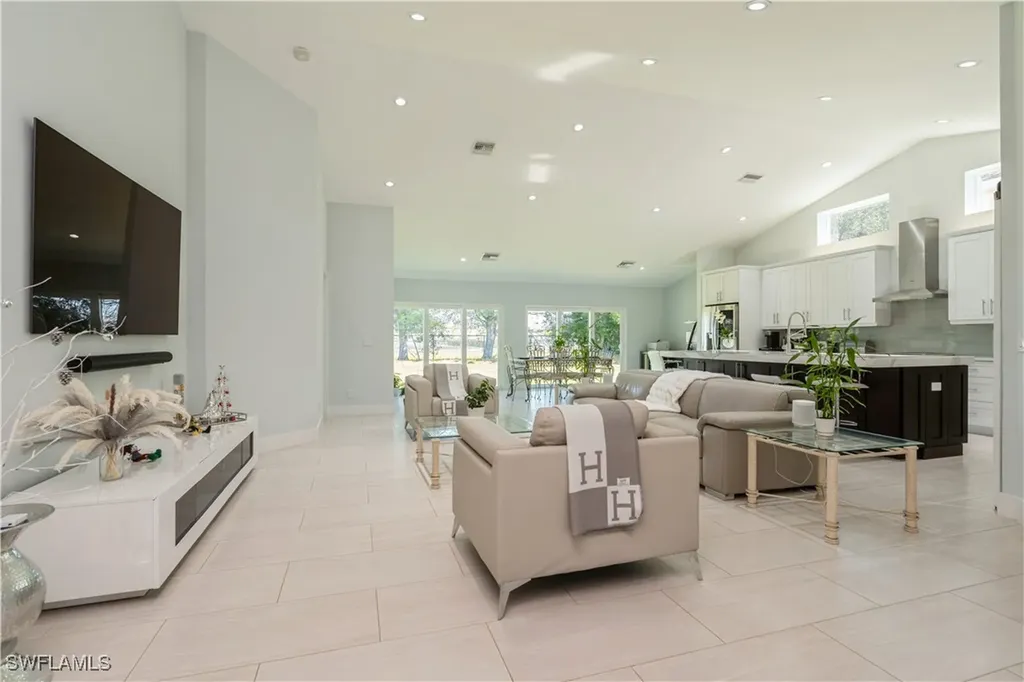 7087 Lone Oak Boulevard Naples FL 34109