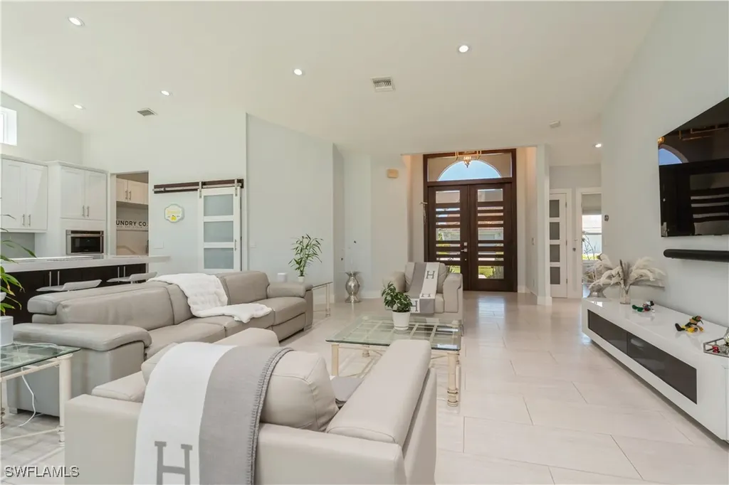 7087 Lone Oak Boulevard Naples FL 34109