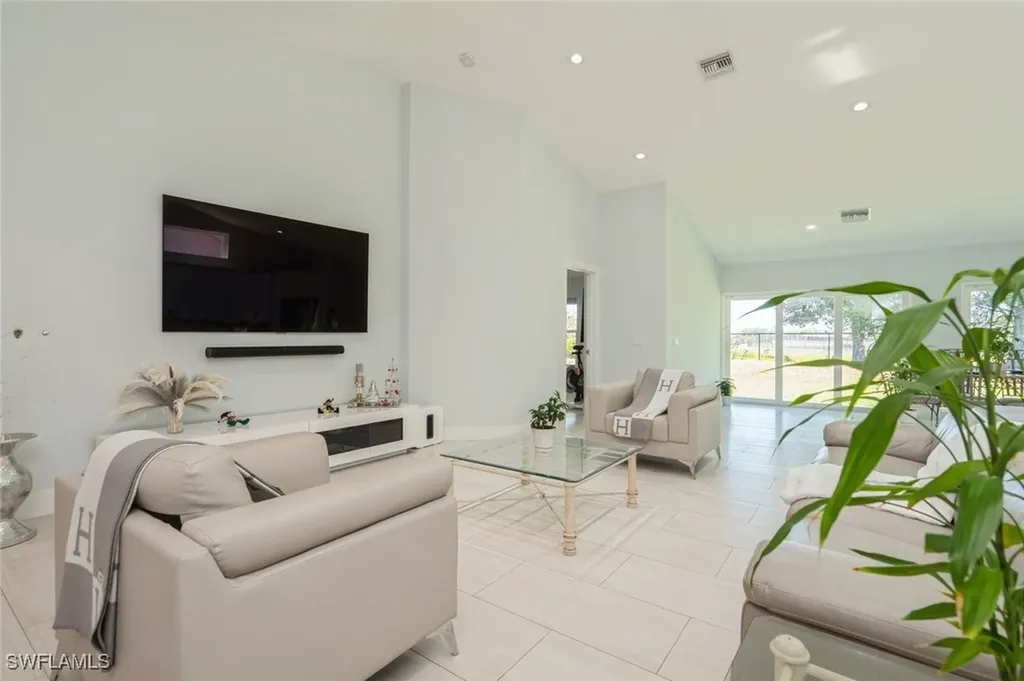 7087 Lone Oak Boulevard Naples FL 34109