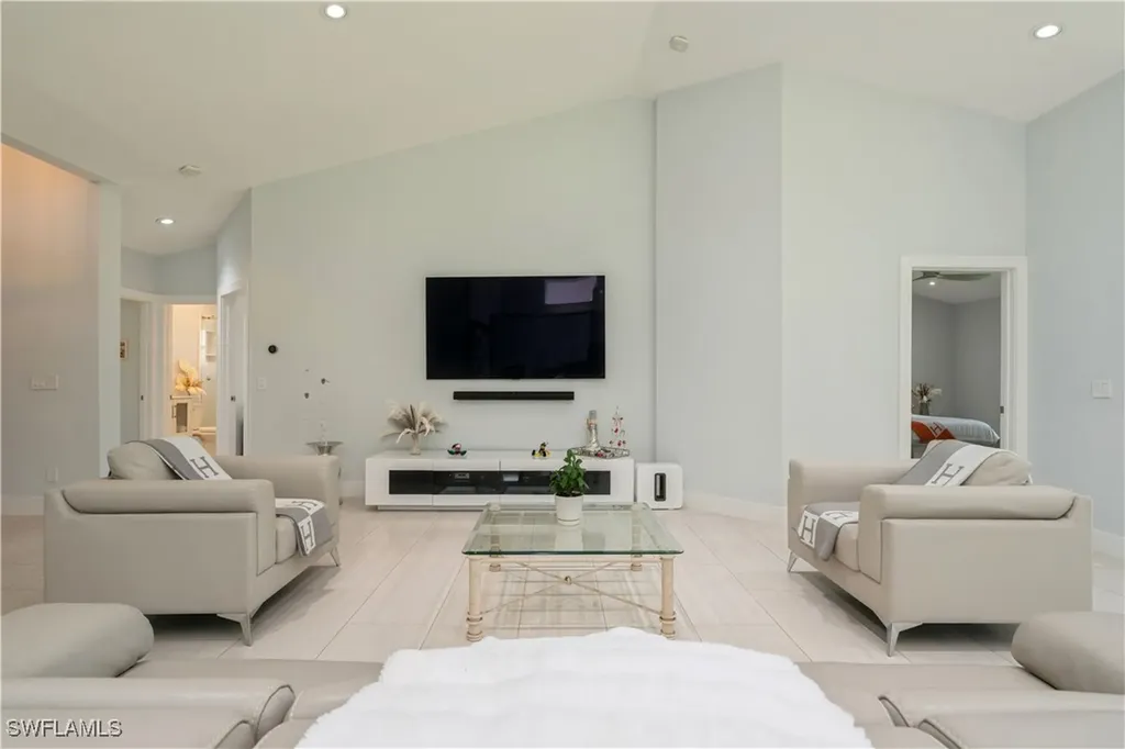 7087 Lone Oak Boulevard Naples FL 34109
