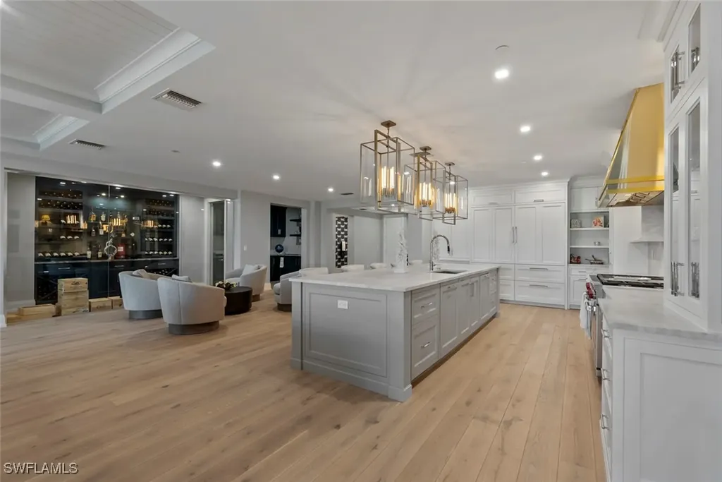 1820 Gulf Shore Boulevard N Naples FL 34102