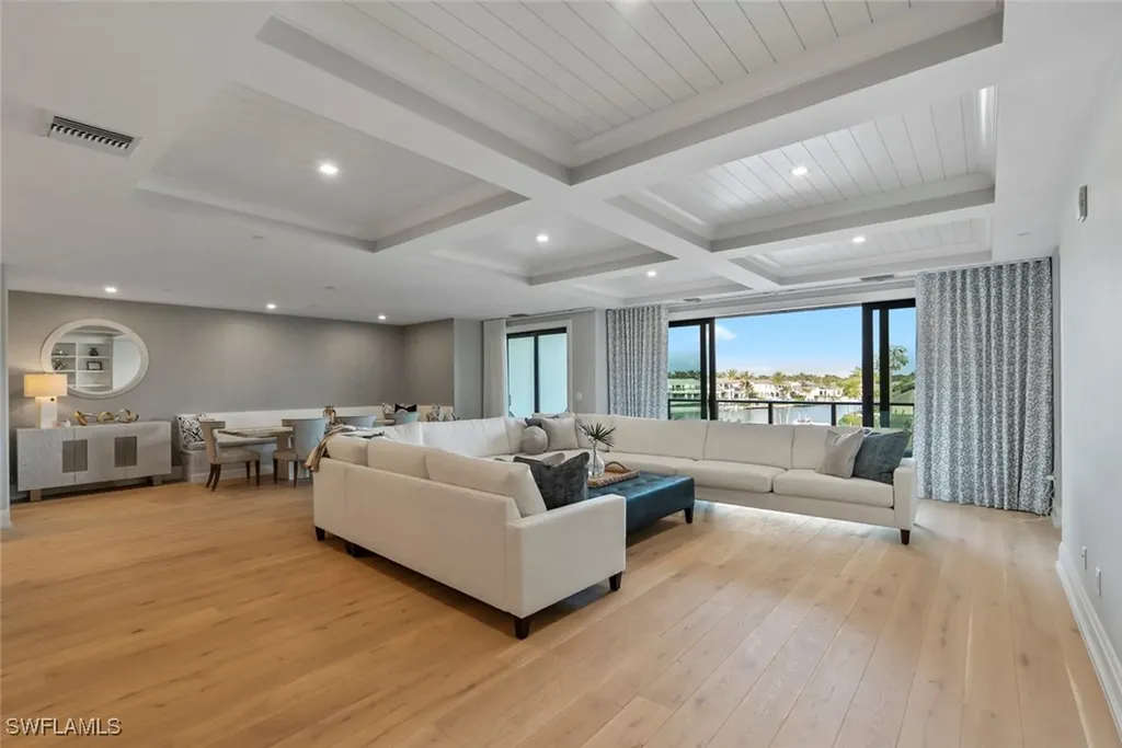 1820 Gulf Shore Boulevard N Naples FL 34102