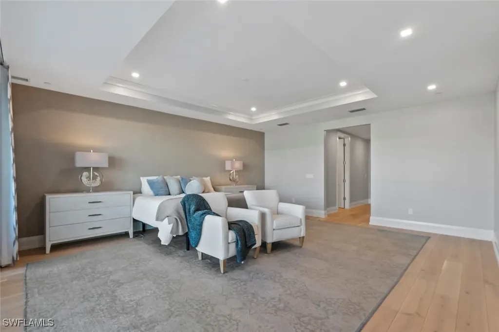 1820 Gulf Shore Boulevard N Naples FL 34102