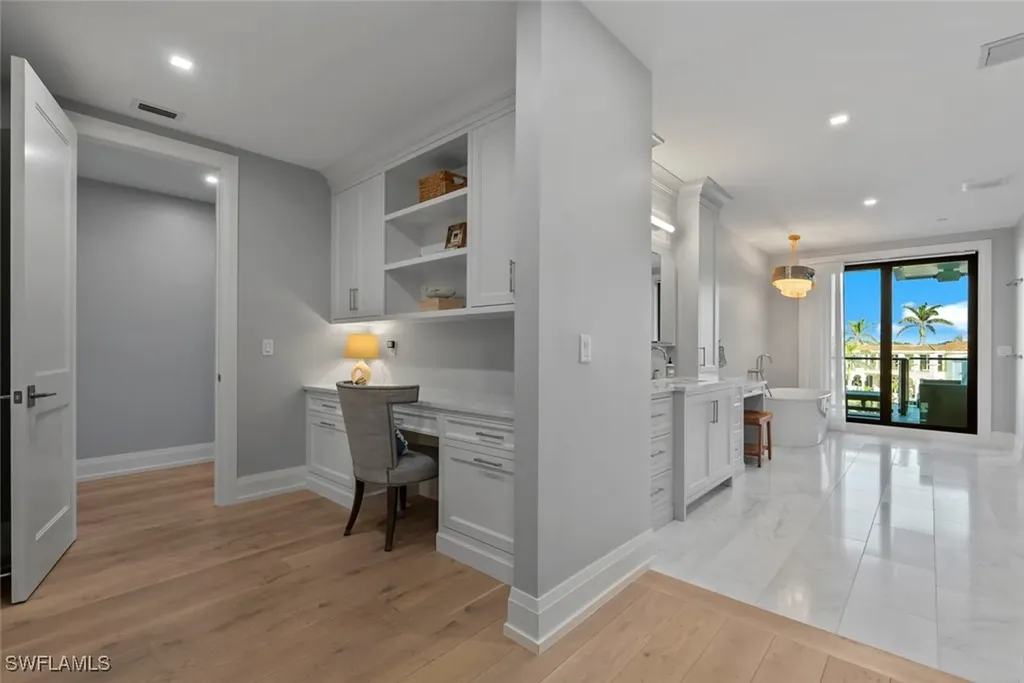 1820 Gulf Shore Boulevard N Naples FL 34102