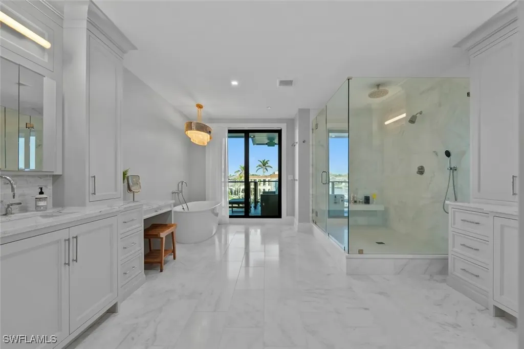 1820 Gulf Shore Boulevard N Naples FL 34102