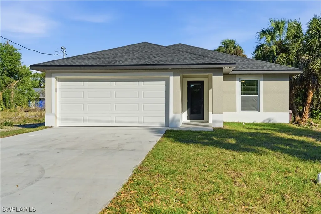 2141 Davis Street Fort Myers FL 33916