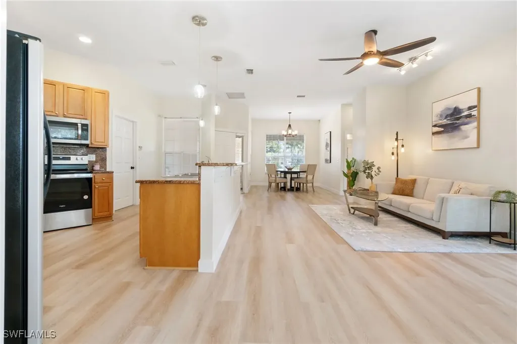 2662 Aft Avenue Naples FL 34109
