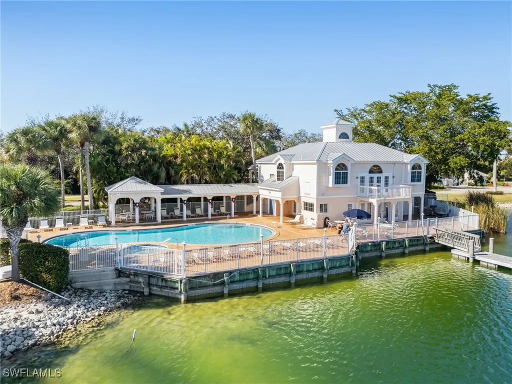 2662 Aft Avenue Naples FL 34109