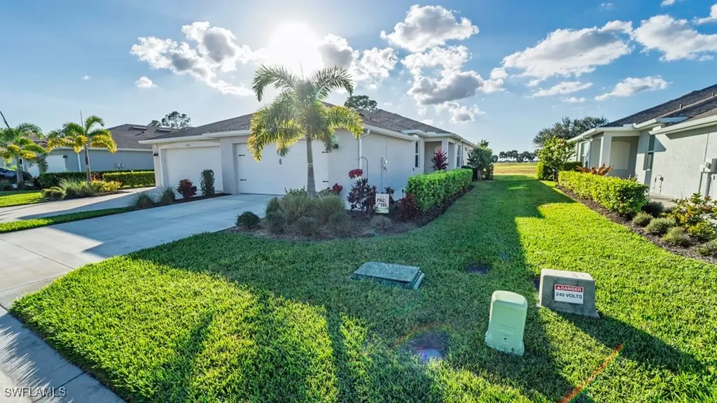 9092 Leatherwood Loop Lehigh Acres FL 33936