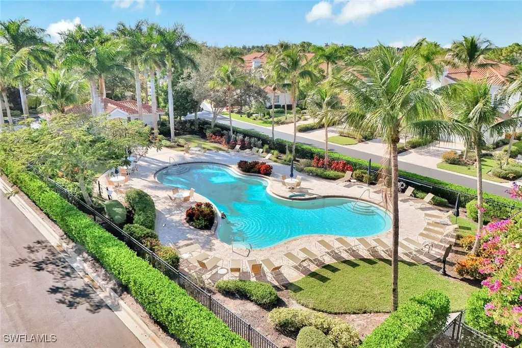 9002 Cascada Way Naples FL 34114