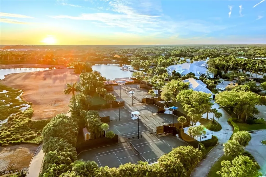 9002 Cascada Way Naples FL 34114