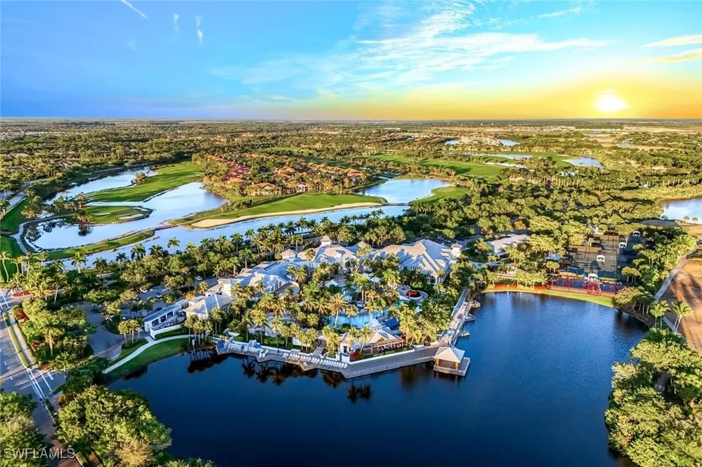 9002 Cascada Way Naples FL 34114