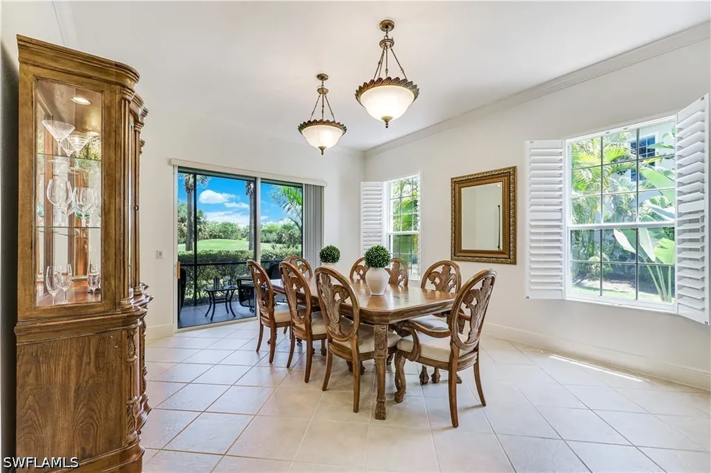 9002 Cascada Way Naples FL 34114