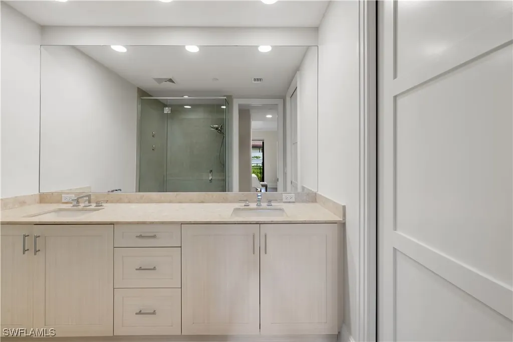 1035 3rd Avenue S Naples FL 34102