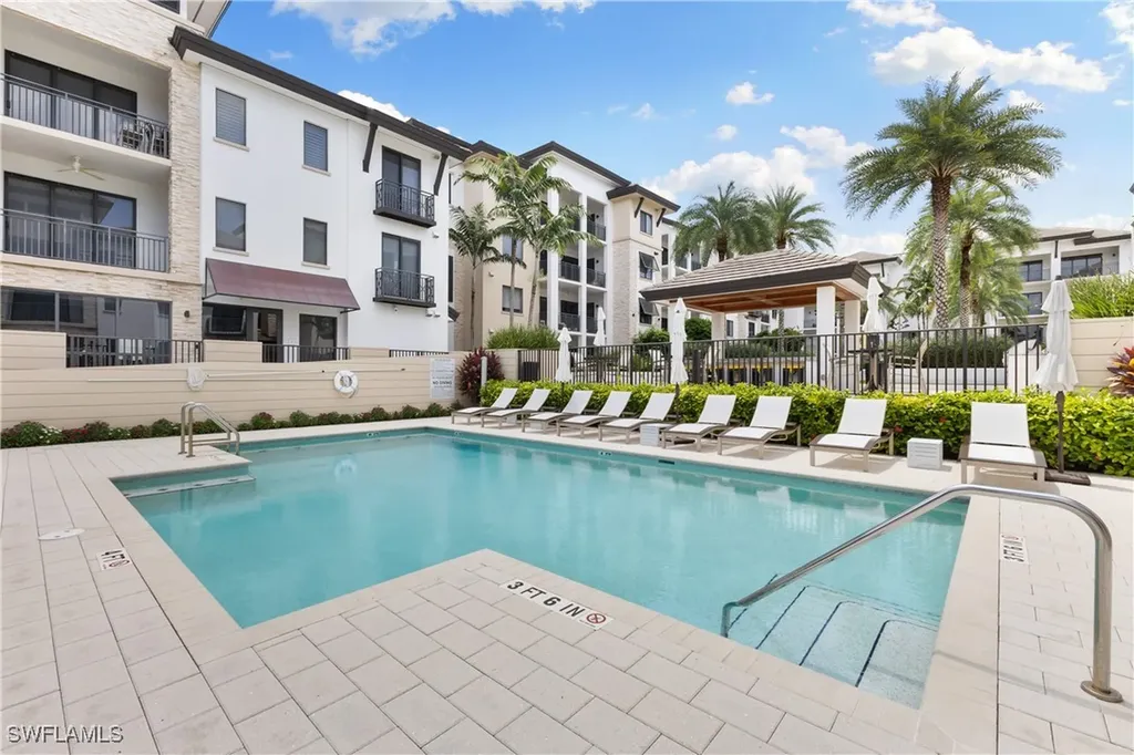 1035 3rd Avenue S Naples FL 34102