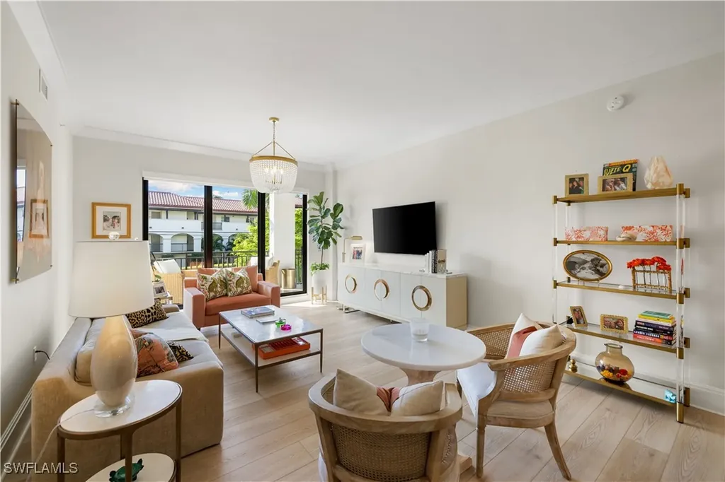 1035 3rd Avenue S Naples FL 34102