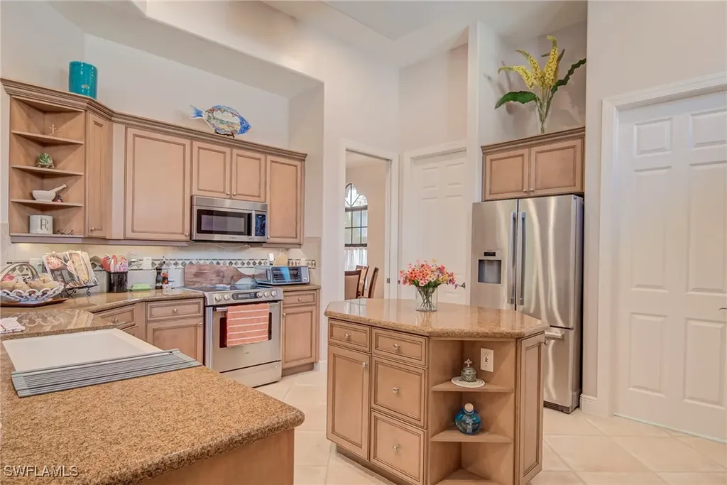 3126 Terramar Court Naples FL 34119