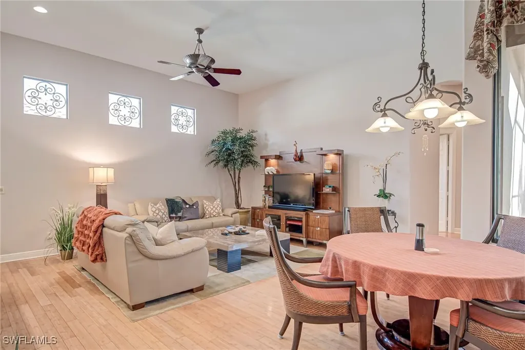3126 Terramar Court Naples FL 34119