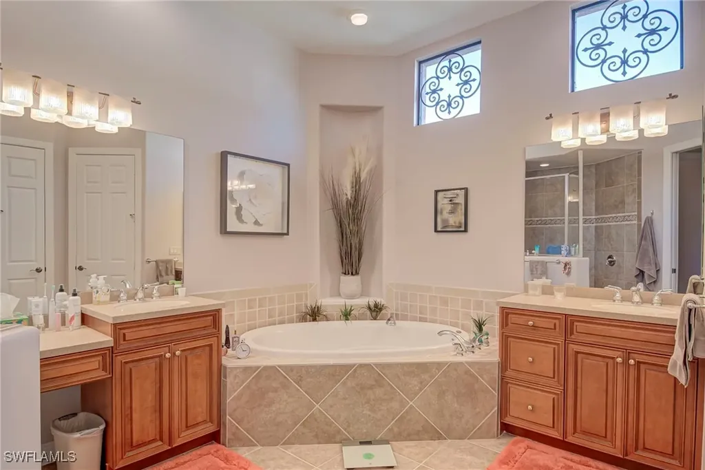 3126 Terramar Court Naples FL 34119