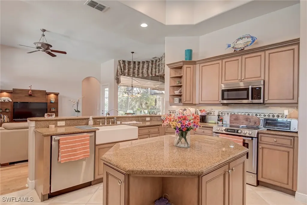 3126 Terramar Court Naples FL 34119