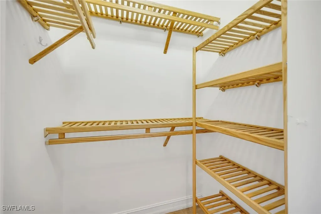 9113 Michael Circle Naples FL 34113