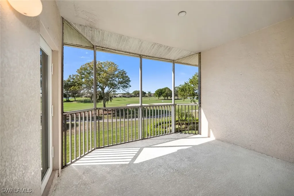 9113 Michael Circle Naples FL 34113