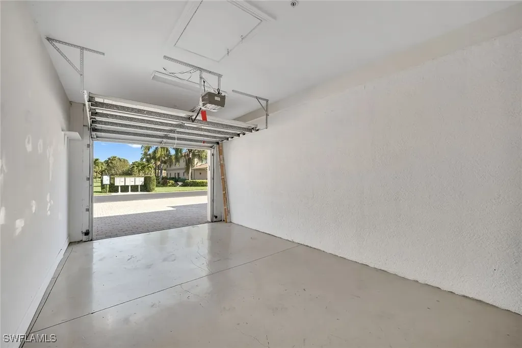 9113 Michael Circle Naples FL 34113