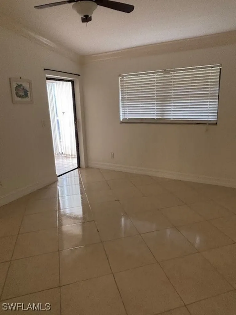 2093 Pine Isle Lane Naples FL 34112