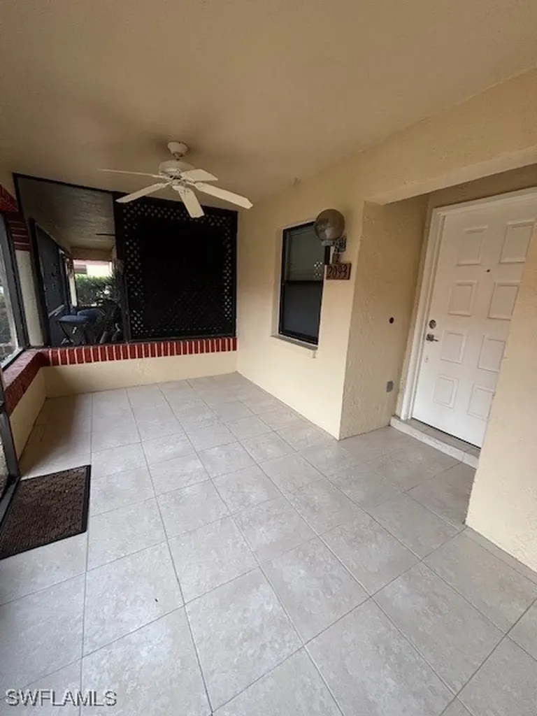 2093 Pine Isle Lane Naples FL 34112