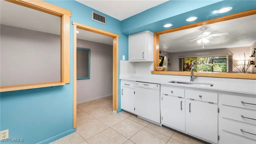 2904 Kings Lake Boulevard Naples FL 34112