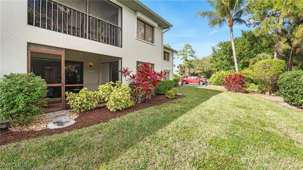 2904 Kings Lake Boulevard Naples FL 34112