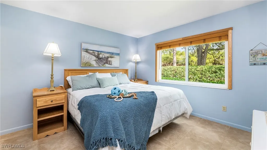 2904 Kings Lake Boulevard Naples FL 34112