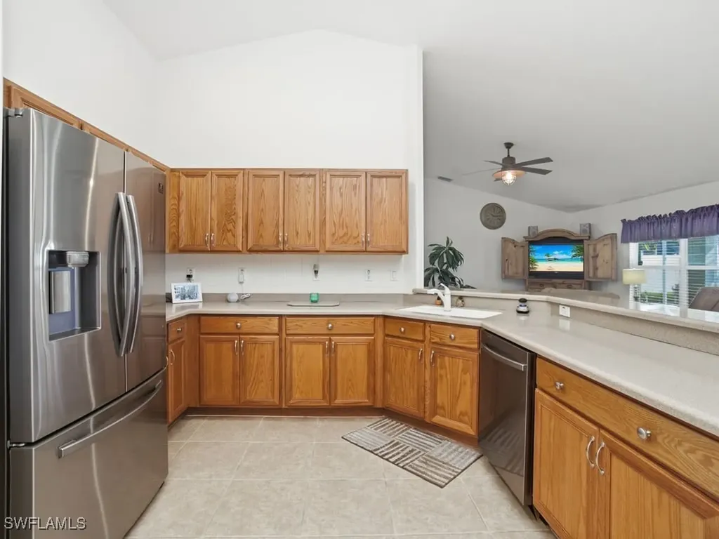 4121 SW 6th Avenue Cape Coral FL 33914