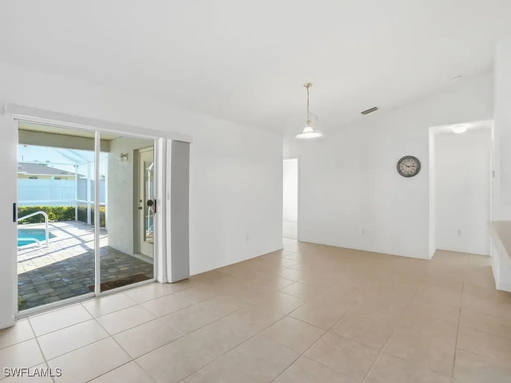 4121 SW 6th Avenue Cape Coral FL 33914