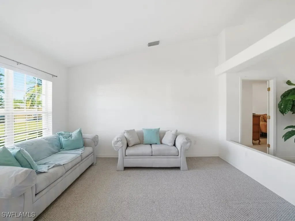 4121 SW 6th Avenue Cape Coral FL 33914