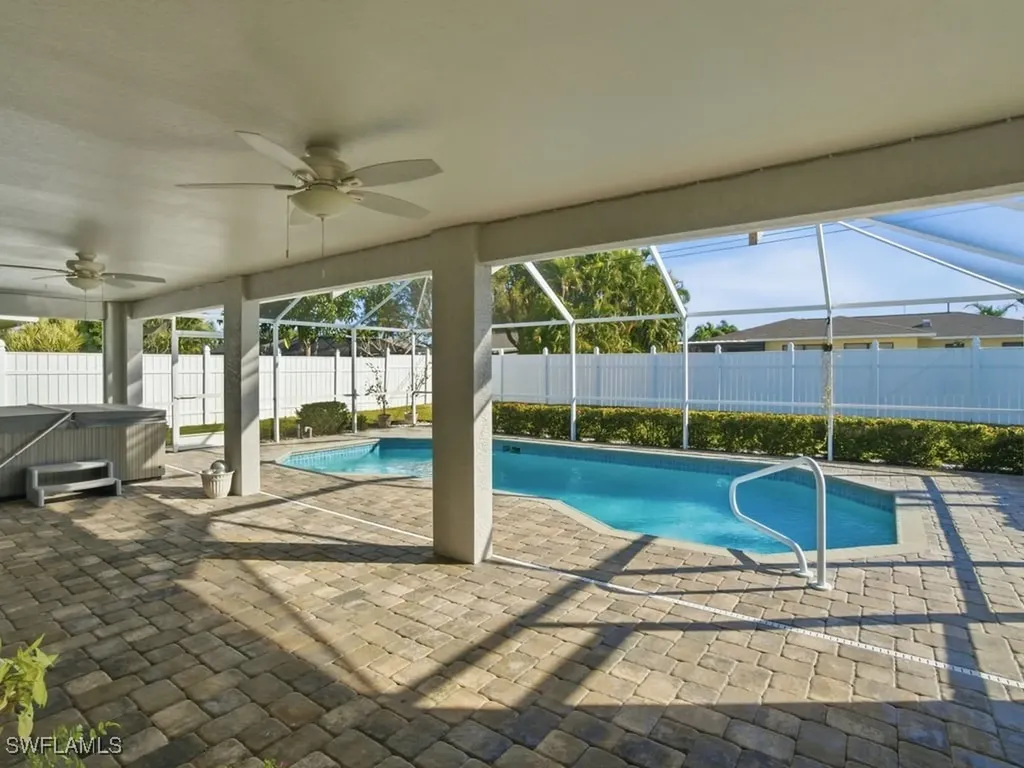 4121 SW 6th Avenue Cape Coral FL 33914