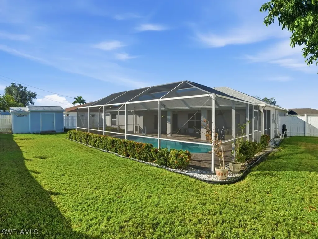 4121 SW 6th Avenue Cape Coral FL 33914