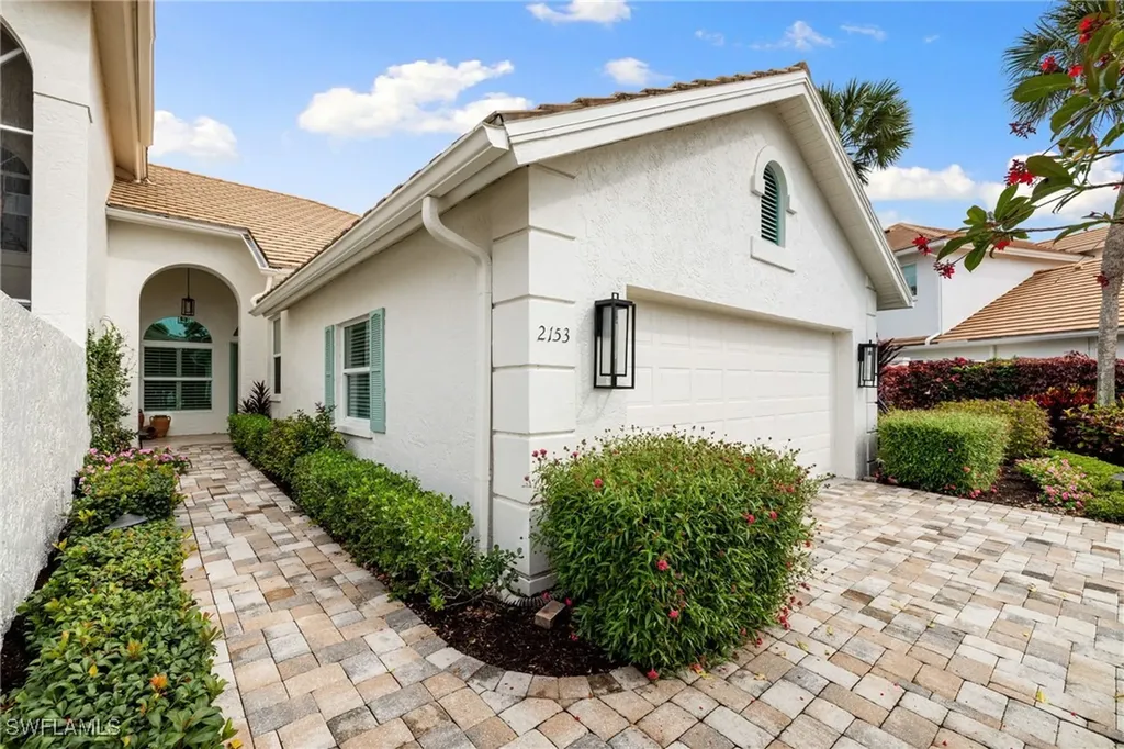 2153 Paget Circle Naples FL 34112